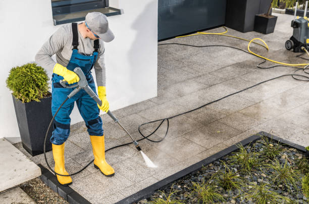 Best Commercial Building Pressure Washing  in North Sarasota, FL